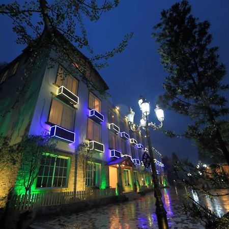 Panshan Tingquan Tuwo Holiday Resort Leshan Zewnętrze zdjęcie