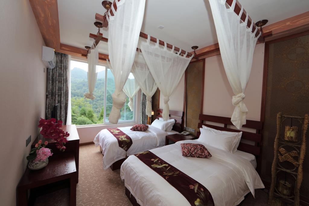 Panshan Tingquan Tuwo Holiday Resort Leshan Pokój zdjęcie